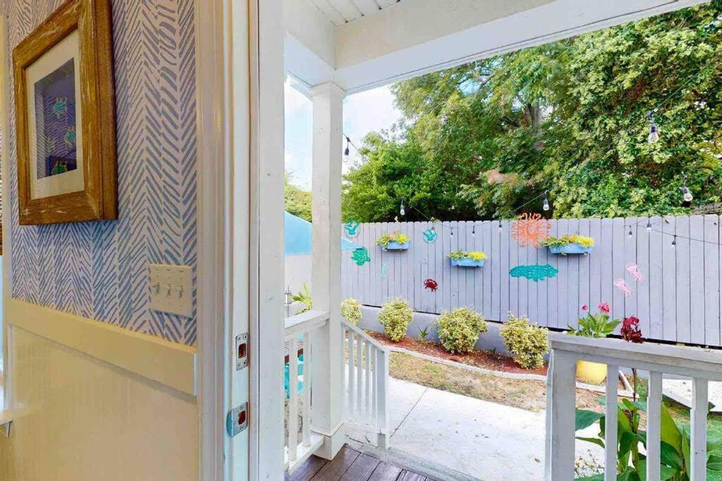 The Blue Door Bungalow Уилмингтон Экстерьер фото
